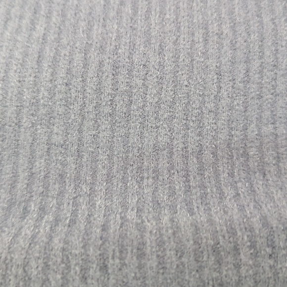 NWT Barefoot Dreams Cozy Chic Ultra Light Ribbed Dolman Large LT Grey Pullover - Picture 3 of 4